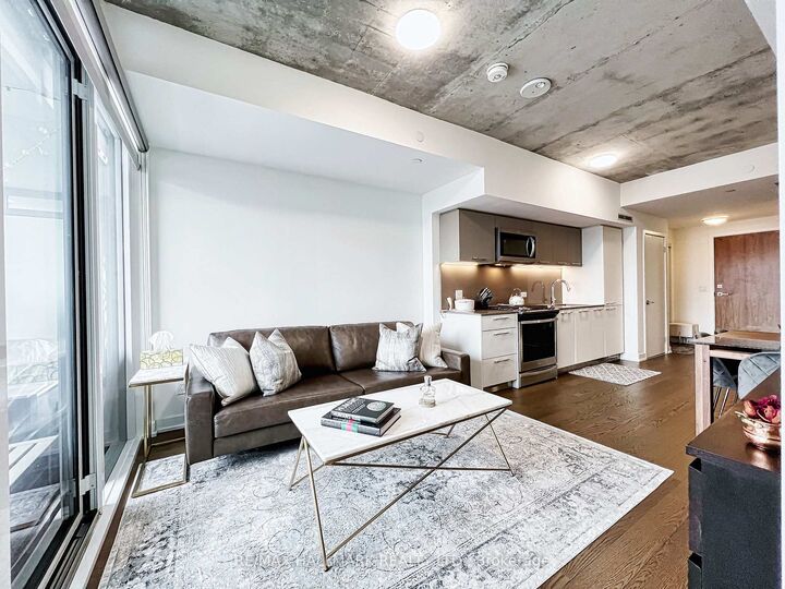 Property Photo:  30 Baseball Place 429  ON M4M 0E8 