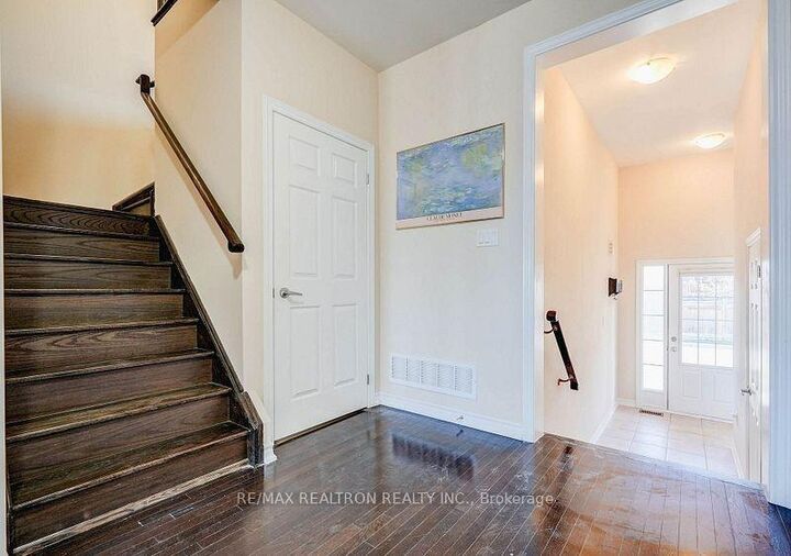 Property Photo:  13305 Bathurst Street  ON L4E 2Z6 