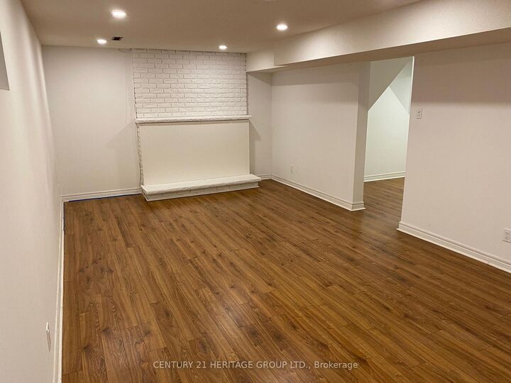 Property Photo:  24 Charnwood Place Bsmt  ON L3T 5H3 