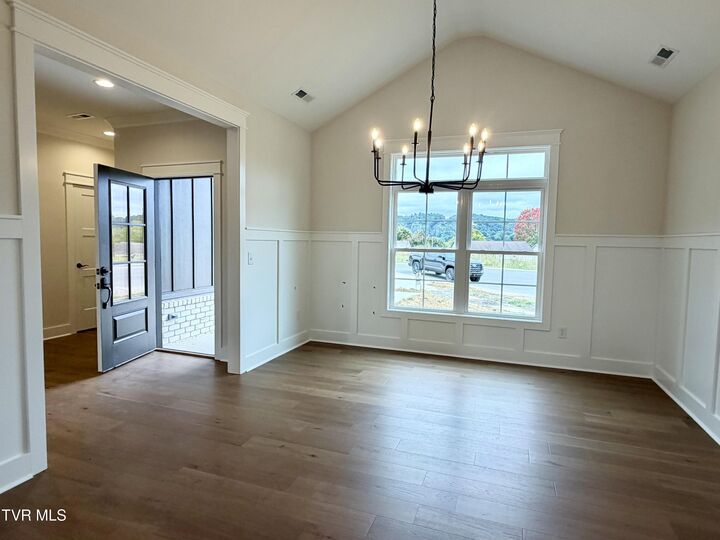 Property Photo: 138 Glaze Farm Way TN 37601