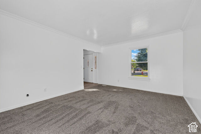 Property Photo: 5473 S Walden Wood Cir UT 84123