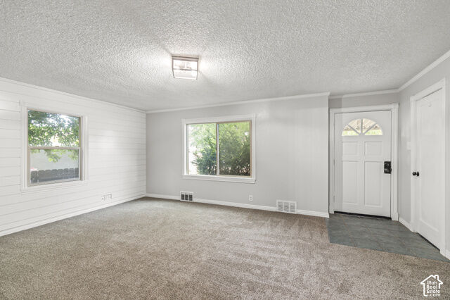 Property Photo: 220 E 200 N UT 84701