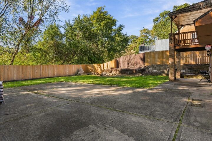 Property Photo:  3407 Pinewood Drive  PA 15120 