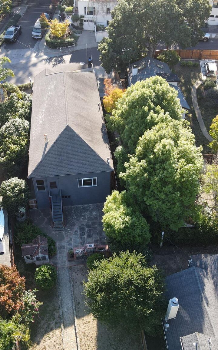 Property Photo:  41 Walnut Avenue  CA 94941 