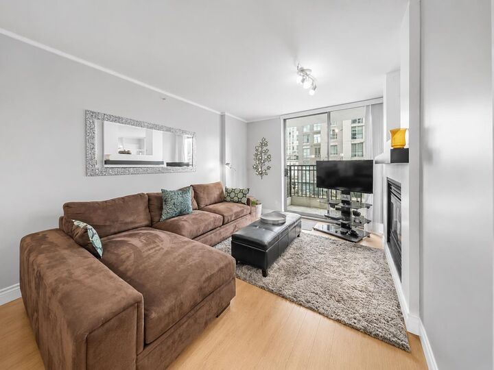 Property Photo:  989 Richards Street 605  BC V6B 6R6 