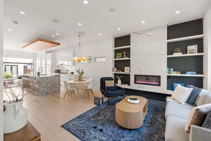 Property Photo:  506 E 18th Avenue  BC V5V 1G3 