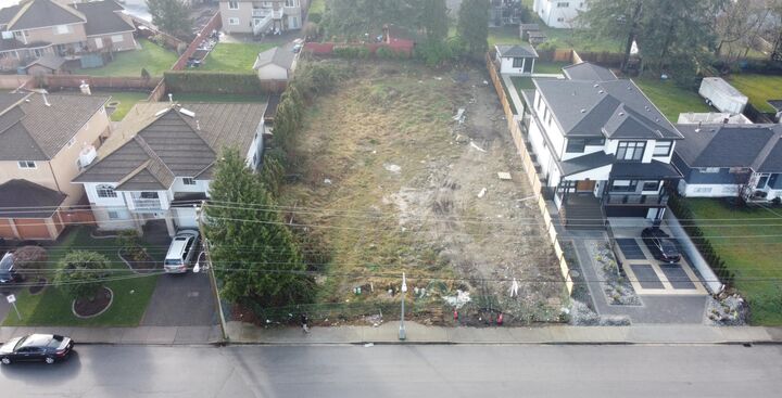 Property Photo:  11492 90 Avenue  BC V4C 3H4 