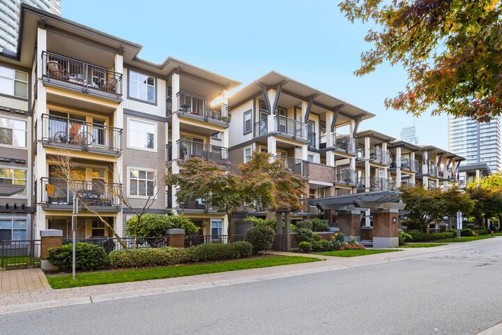 Property Photo:  4768 Brentwood Drive 210  BC V5C 0C7 