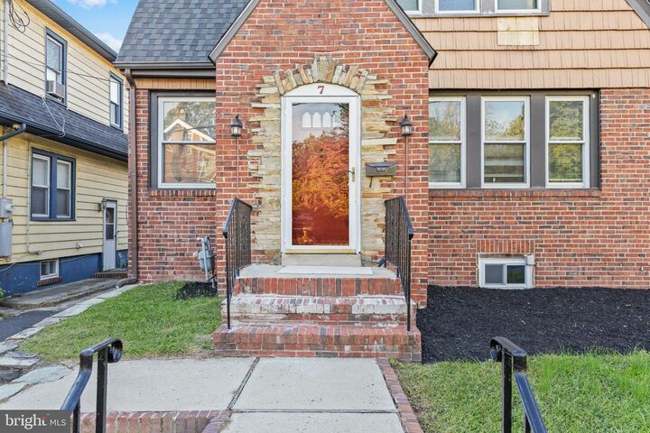 Property Photo:  7 Abernethy Drive  NJ 08618 