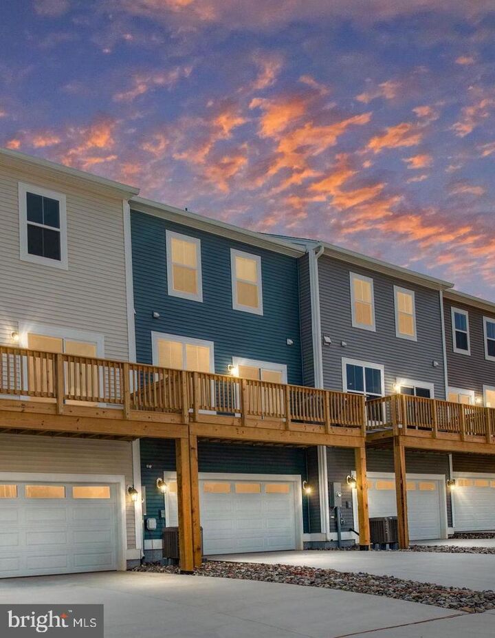 Property Photo:  8804 Selby Court  VA 22551 