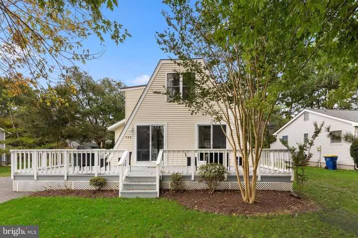 Property Photo:  742 Fenwood Circle  DE 19930 