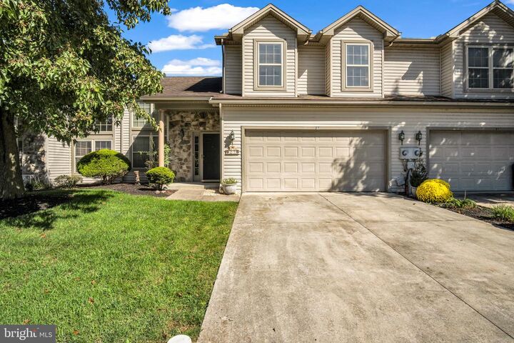 Property Photo: 27 Edgewater Drive PA 17057