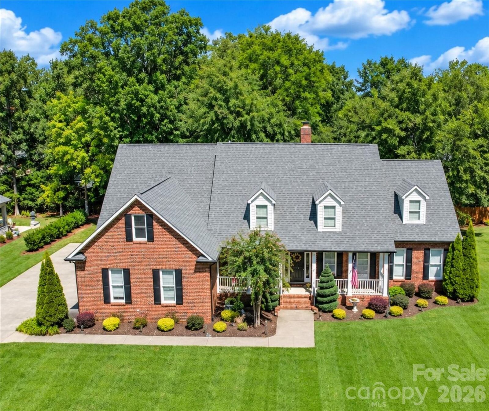 Property Photo: 5480 Glen Forest Drive NC 28226
