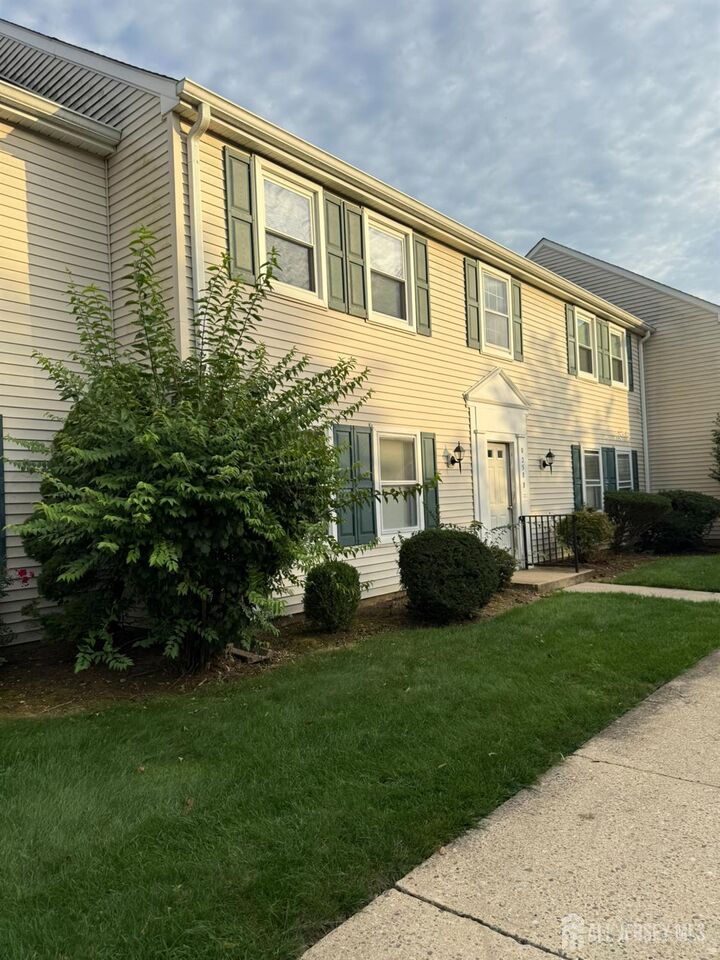Property Photo:  258 Old Nassau Road  NJ 08831 