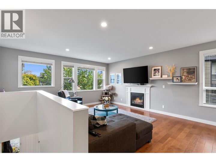 Property Photo:  158 Fernie Place  BC V2C 6S4 