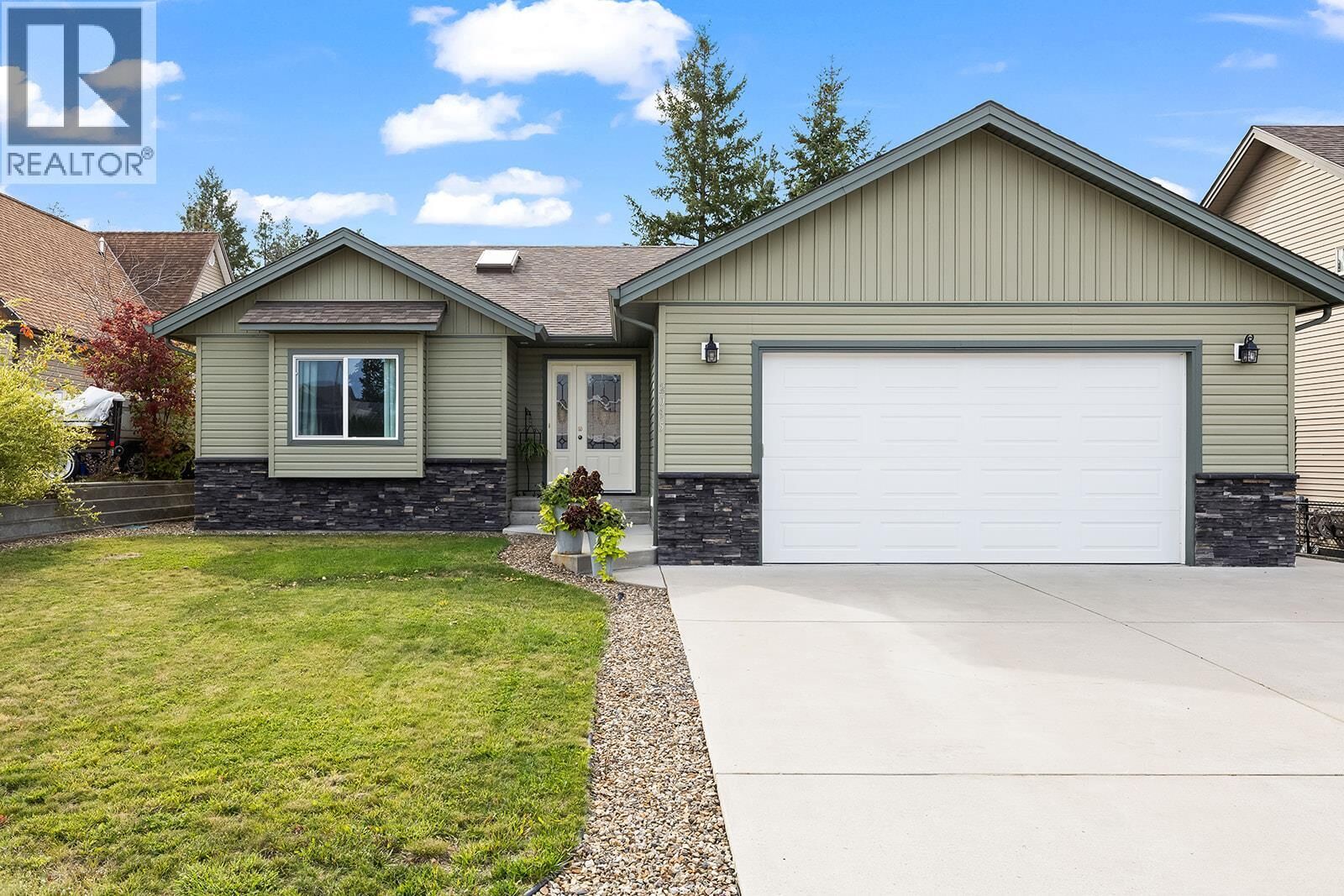 Property Photo:  2095 Bernau Court  BC V4V 2M7 