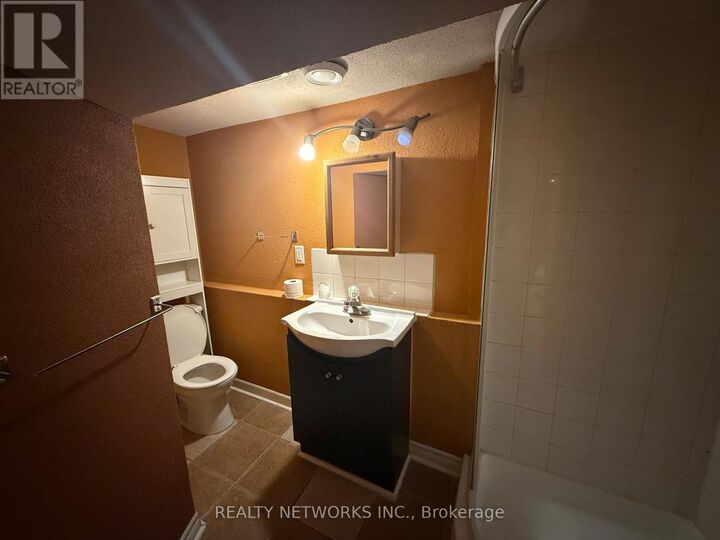 Property Photo:  189 Balsam Street South  ON P4N 2E1 