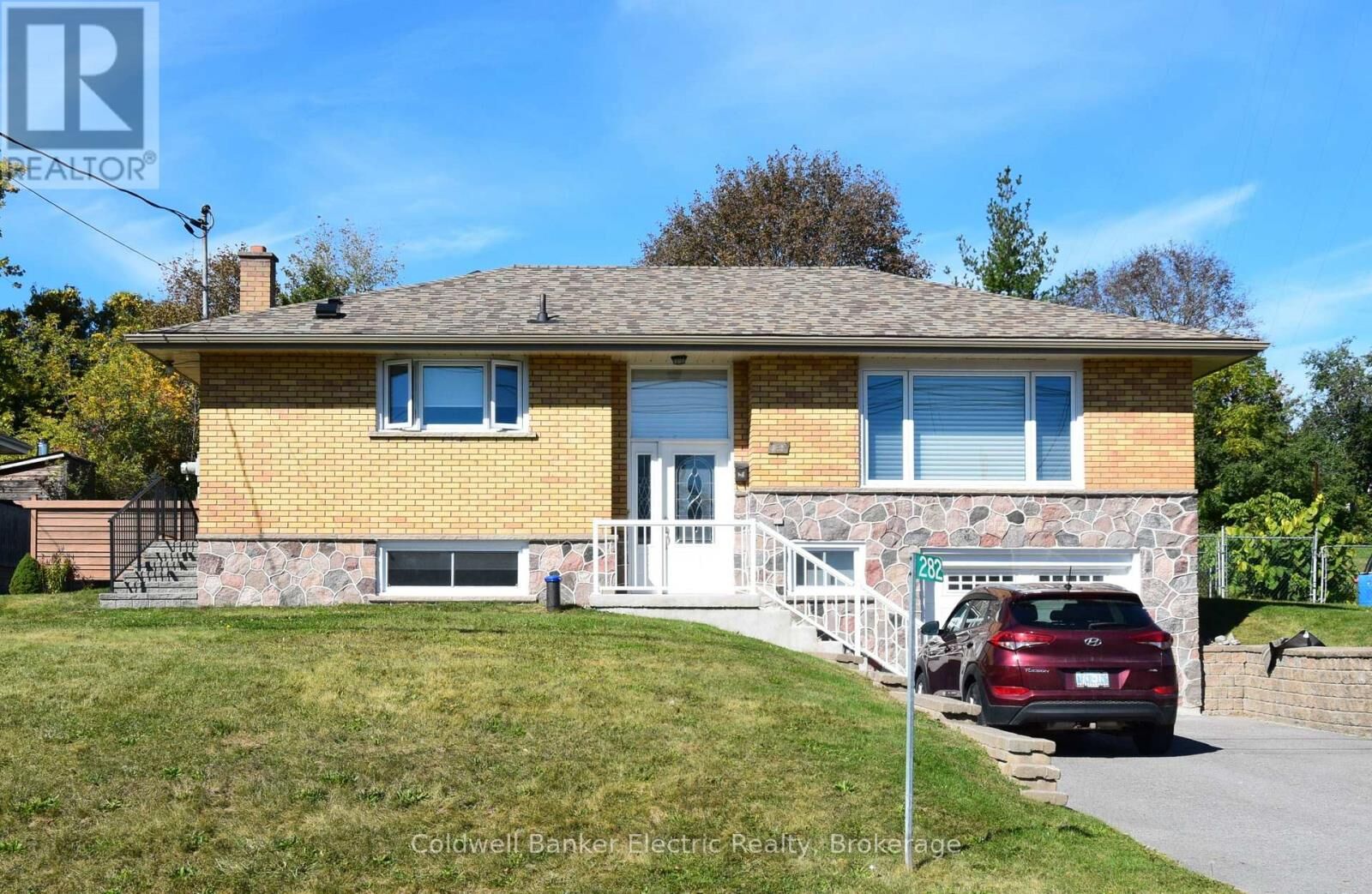 Property Photo:  282 Gifford Drive  ON K9L 1A7 