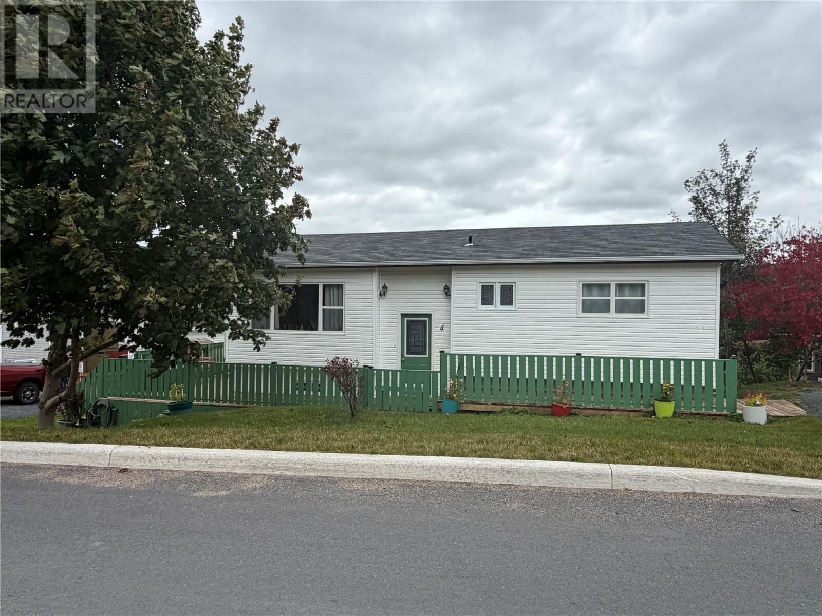 Property Photo:  4 Rectory Avenue  NL A0A 3X0 
