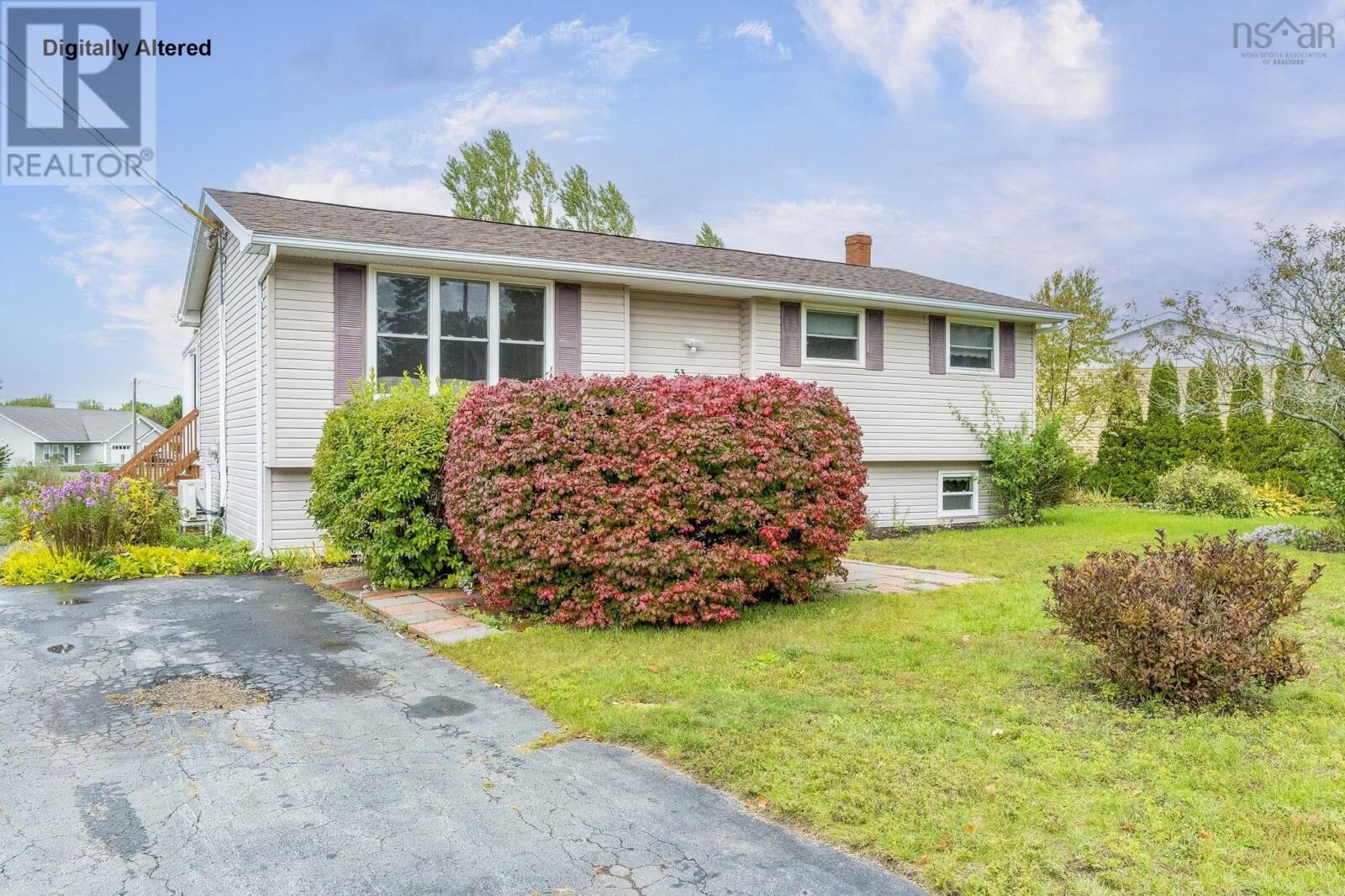 Property Photo:  53 Old Farm Lane  NS B4N 4M5 