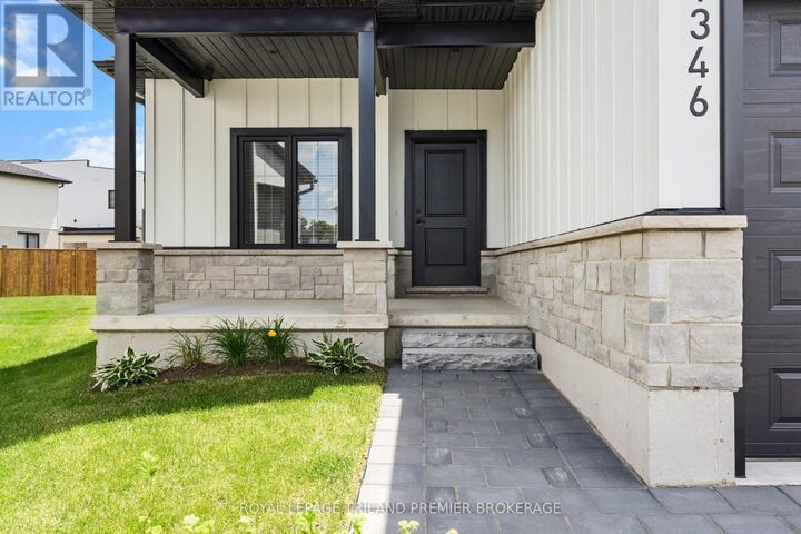 Property Photo:  1346 Bush Hill Link  ON N6G 0X6 