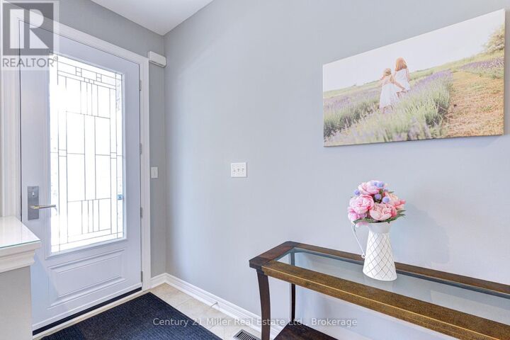 Property Photo:  3202 Epworth Crescent  ON L6M 0B2 