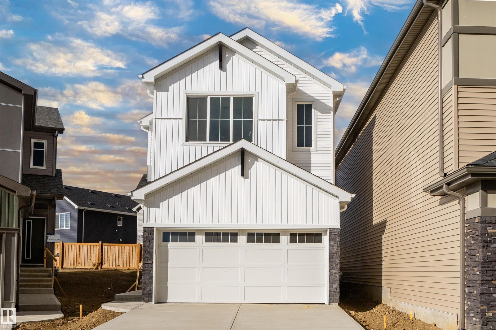 Property Photo:  428 27 Street SW  AB T6X 3H9 