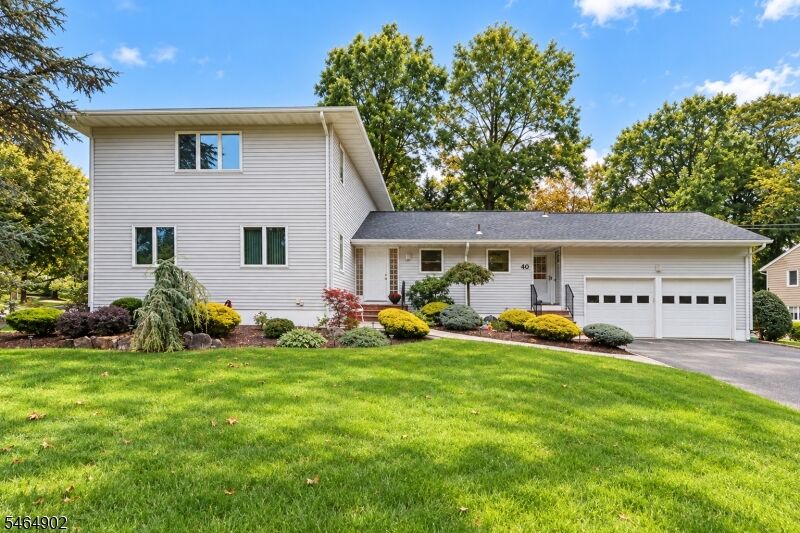 Property Photo: 40 Shadowlawn Dr NJ 07039