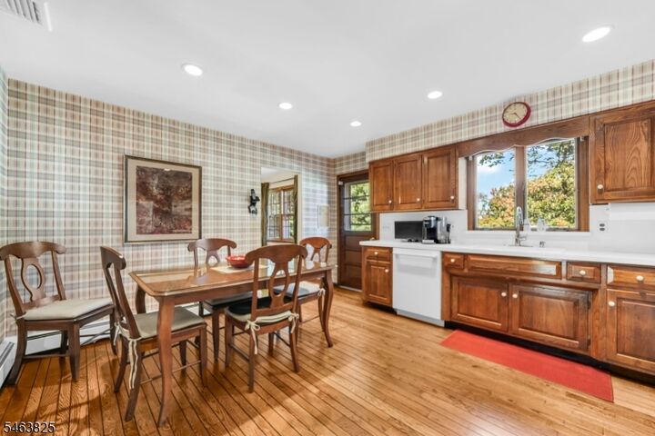 Property Photo:  11 Oakland Ter  NJ 07004 