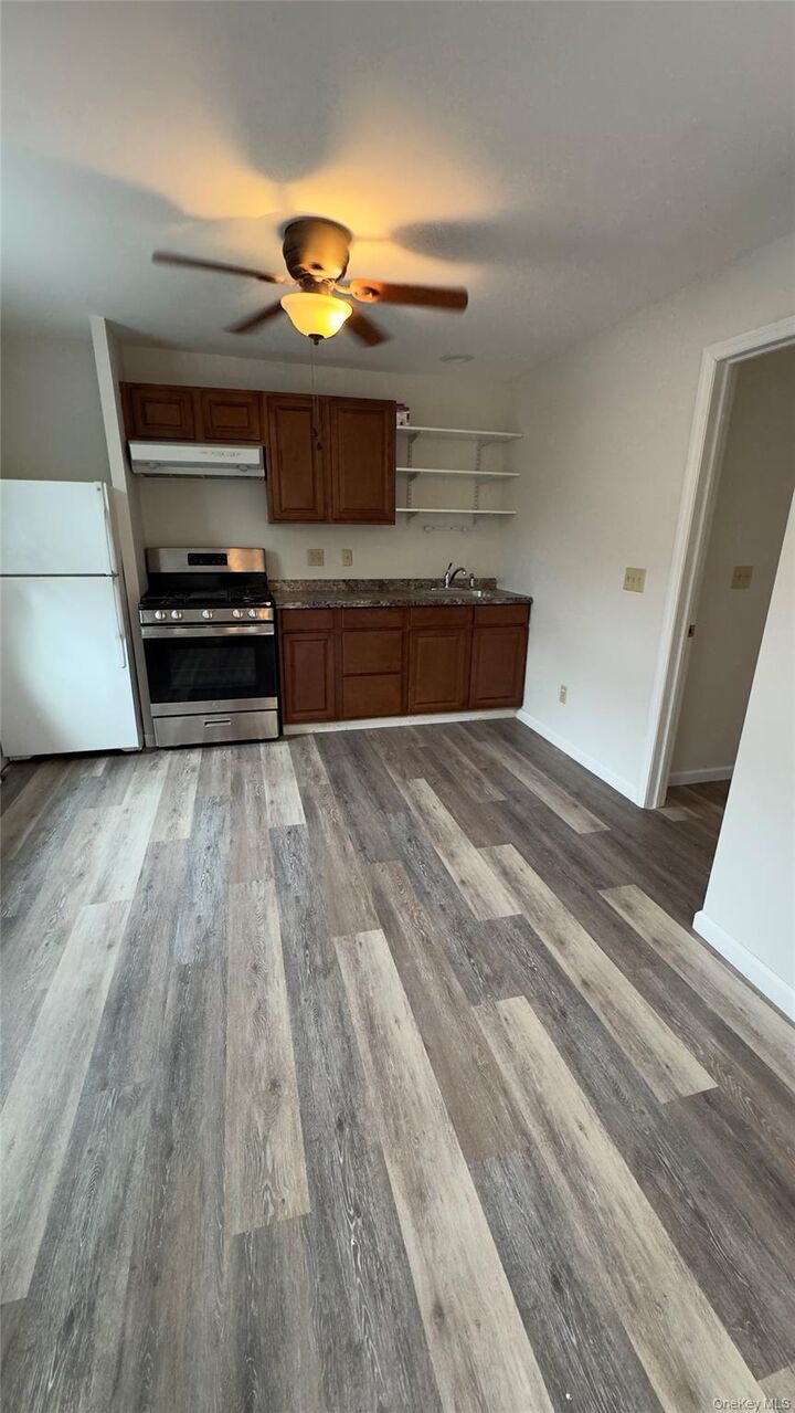 Property Photo:  26 Benson Street 2B  NY 10993 