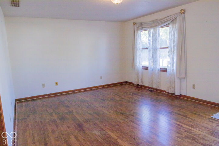 Property Photo:  307 E North Street  IN 46074 