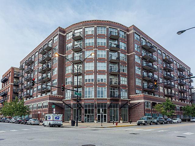 Property Photo:  1000 W Adams Street 201  IL 60607 