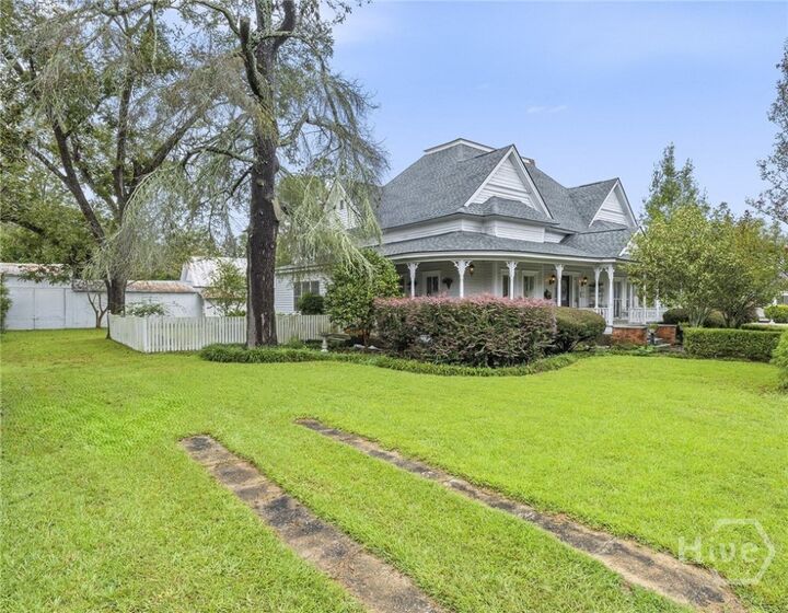 Property Photo:  310 S Lewis Street  GA 30439 