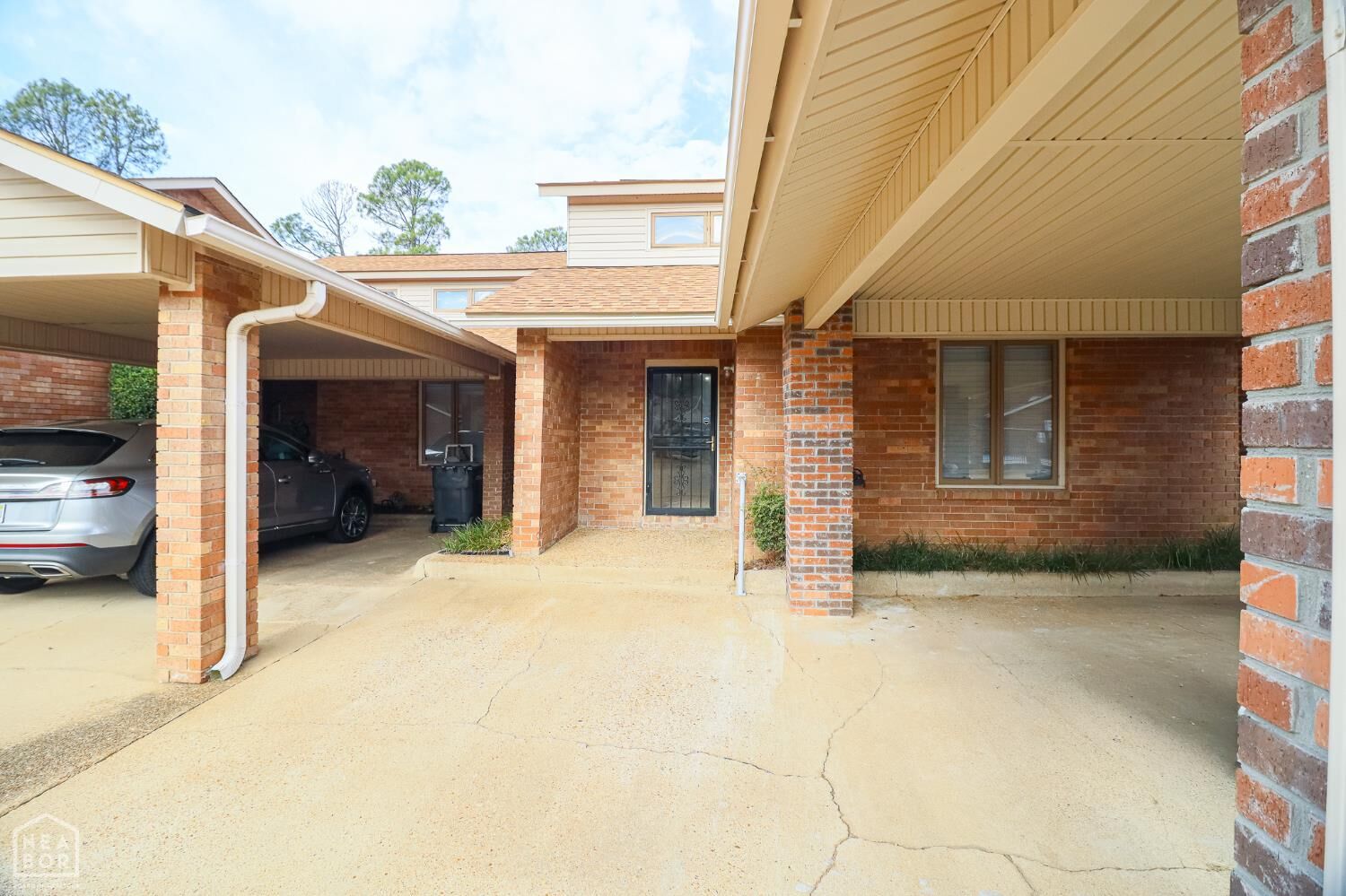 Property Photo: 2711 Greenbriar Drive AR 72401