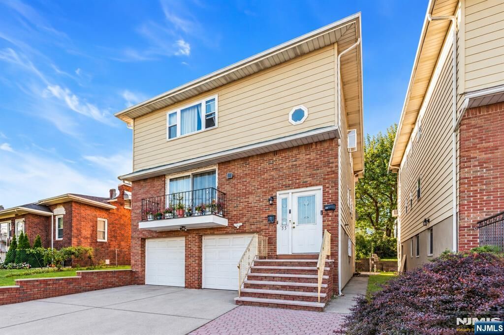 Property Photo:  55 Westervelt Place  NJ 07644 
