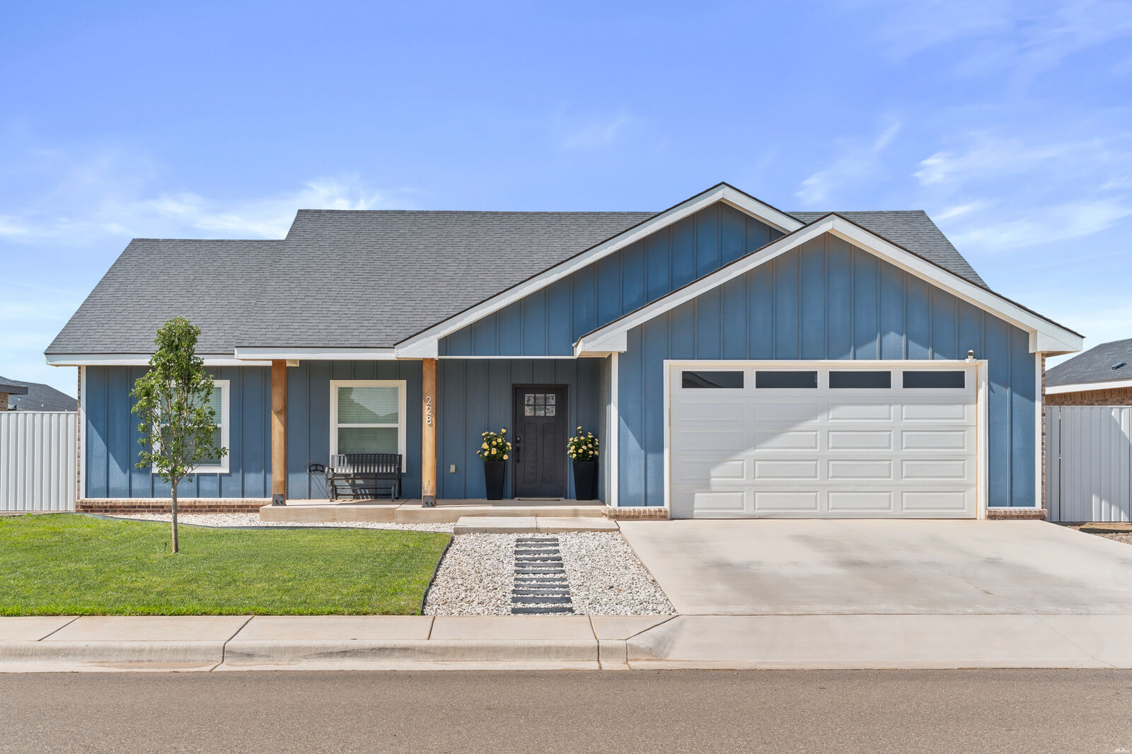 Property Photo:  228 Abbey Rd  NM 88101 