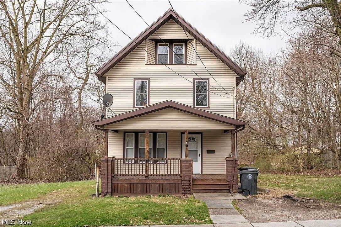 Property Photo:  510 Bell Street  OH 44307 