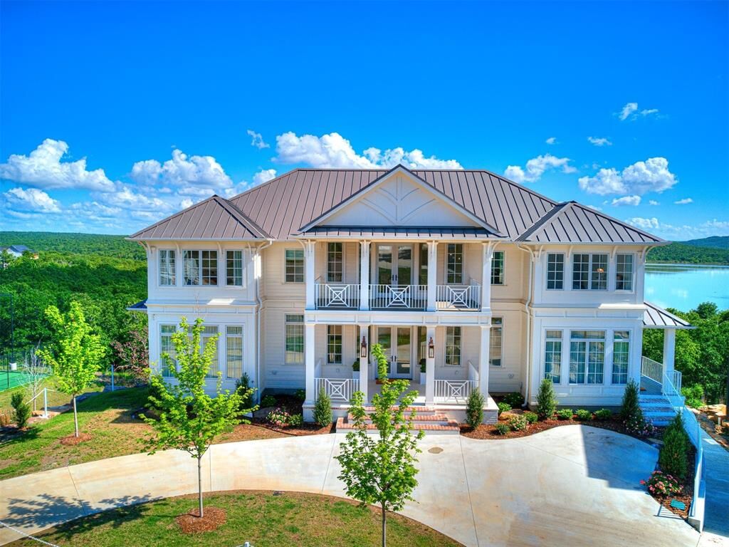 Property Photo:  102 Lower Greenway  OK 74432 