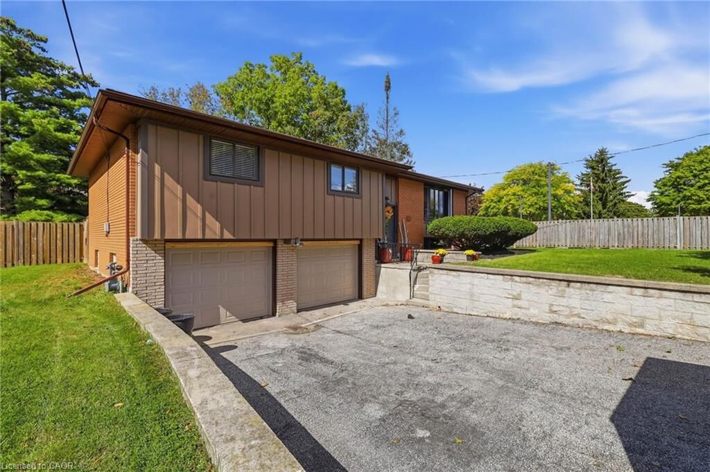 Property Photo:  120 Caverly Road  ON N5H 2P4 