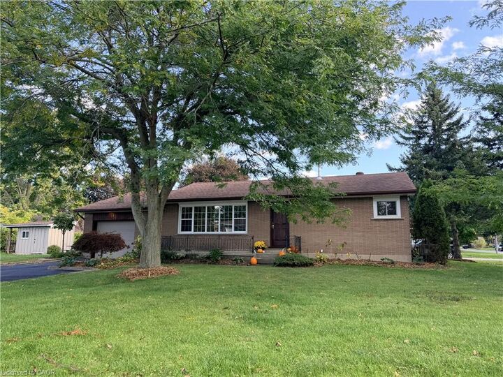 Property Photo:  181 Montclair Crescent  ON N0E 1Y0 