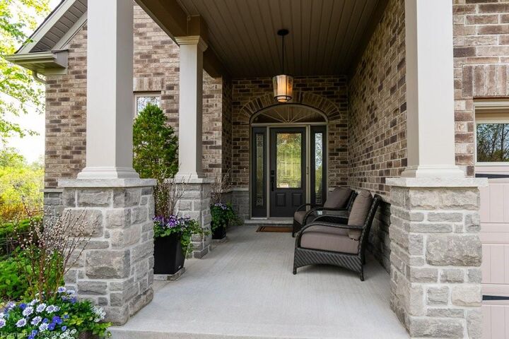 Property Photo:  125 Woolner Trail  ON N2A 4N3 