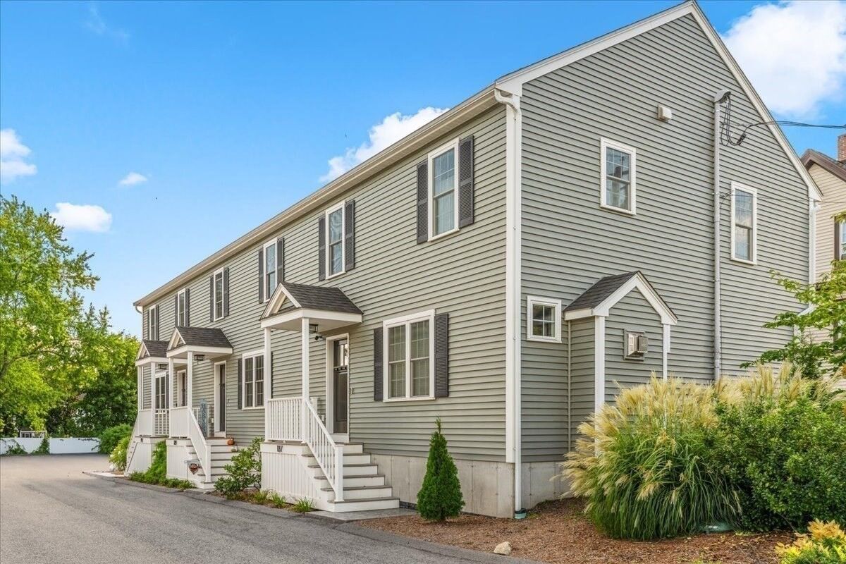 Property Photo:  189 Centre Avenue 189  MA 02351 