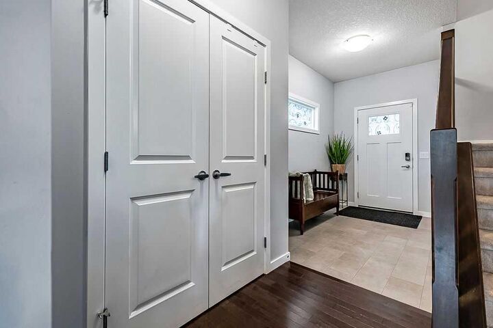 Property Photo:  118 Mist Mountain Rise  AB T1S 5P6 