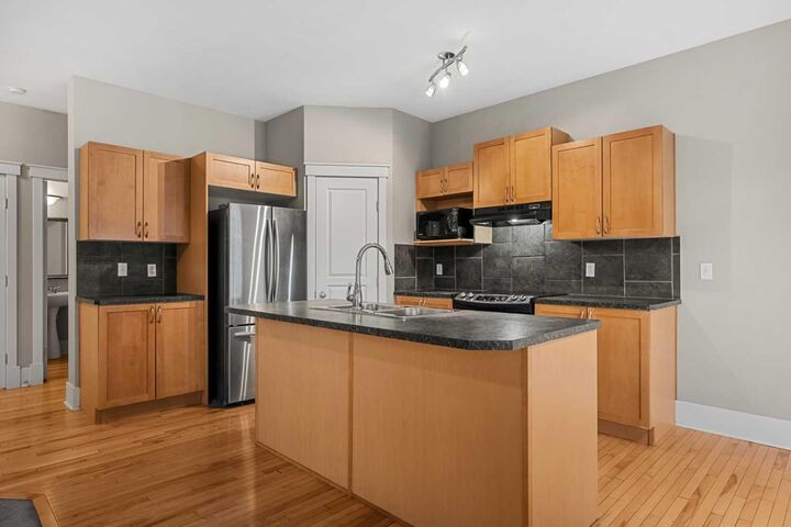 Property Photo:  177 Cougartown Circle SW  AB T3H 0A3 