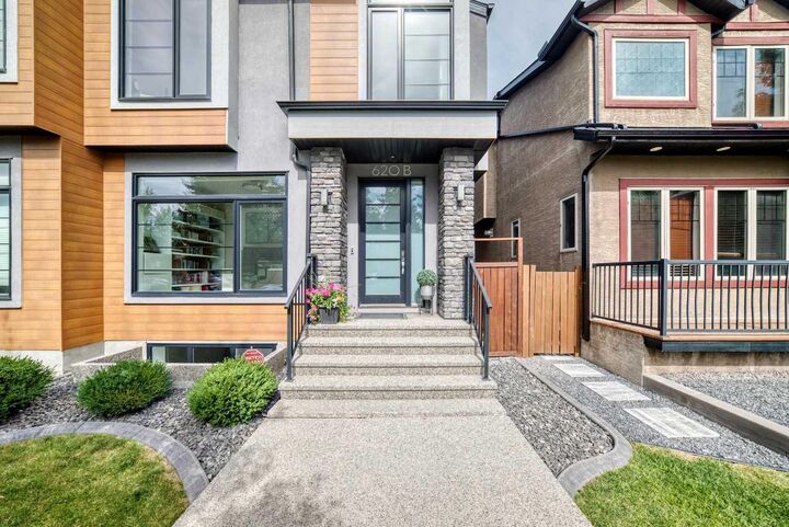 Property Photo:  620B 23 Avenue NE  AB T2E 1W4 