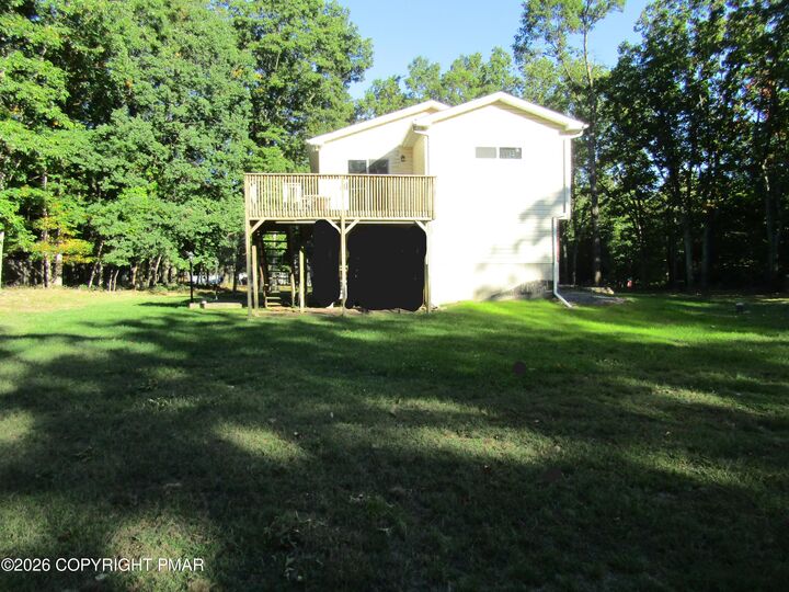Property Photo: 104 Dalton Lane PA 18330