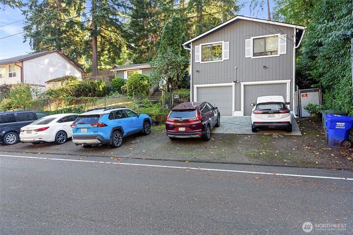 Property Photo:  4521  Grand Avenue  WA 98203 