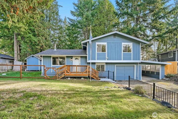Property Photo:  1225  Timber Trail Road E  WA 98366 