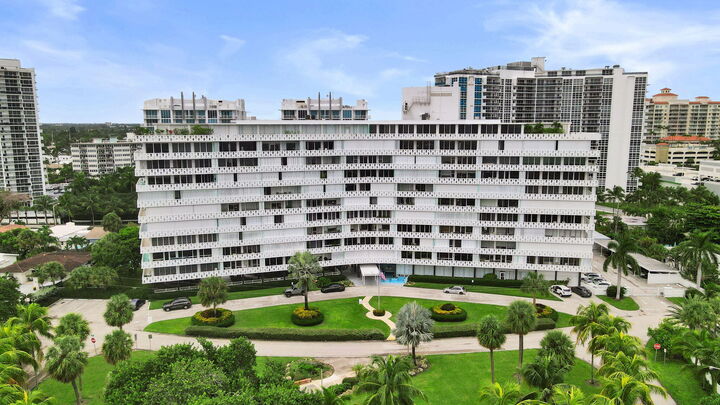 Property Photo:  2840 N Ocean Boulevard 801  FL 33308 