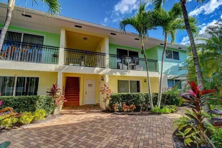Property Photo:  45 SE 7th Avenue  FL 33483 